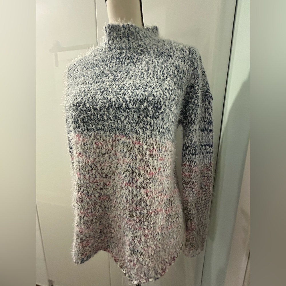 Cozy Pullover mockneck sweater